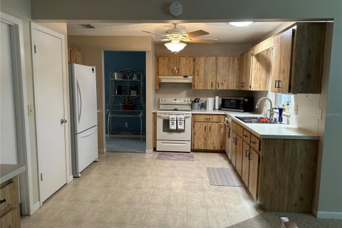 House in Ocala, Florida 3 bedrooms, 130.9 sq.m. № 1908915 - photo 12