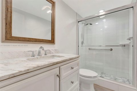 Condo in Plantation, Florida, 2 bedrooms  № 1839144 - photo 19