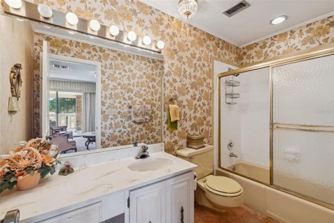 House in Wesley Chapel, Florida 4 bedrooms, 489.04 sq.m. № 2124169 - photo 23