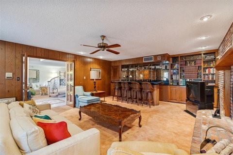 House in Wesley Chapel, Florida 4 bedrooms, 489.04 sq.m. № 2124169 - photo 7