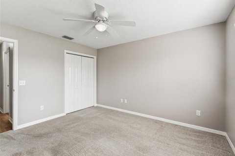 House in The Villages, Florida 3 bedrooms, 141.86 sq.m. № 1789002 - photo 19