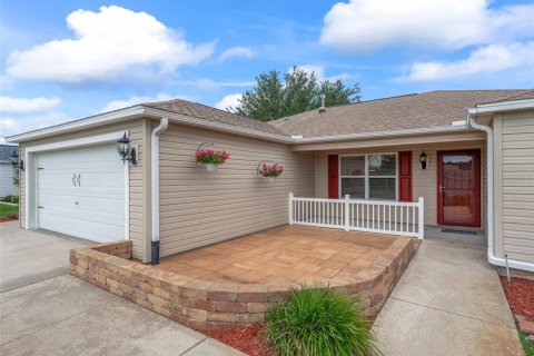 House in The Villages, Florida 3 bedrooms, 141.86 sq.m. № 1789002 - photo 3