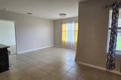 Casa en alquiler en Punta Gorda, Florida, 3 dormitorios, 157 m2 № 1846704 - foto 16