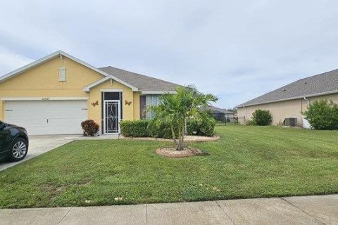 Casa en alquiler en Punta Gorda, Florida, 3 dormitorios, 157 m2 № 1846704 - foto 12