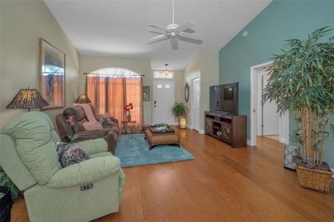 Casa en venta en New Port Richey, Florida, 2 dormitorios, 152.36 m2 № 1571677 - foto 11