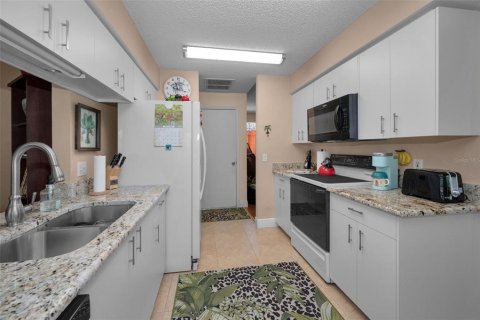 Casa en venta en New Port Richey, Florida, 2 dormitorios, 152.36 m2 № 1571677 - foto 19