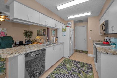 Casa en venta en New Port Richey, Florida, 2 dormitorios, 152.36 m2 № 1571677 - foto 18