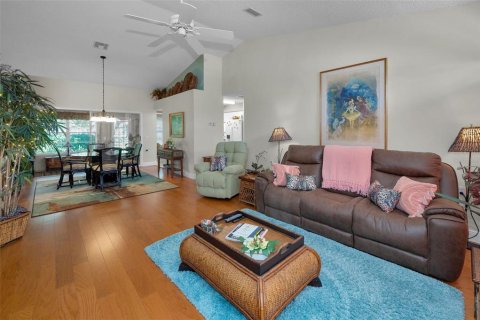 Casa en venta en New Port Richey, Florida, 2 dormitorios, 152.36 m2 № 1571677 - foto 13