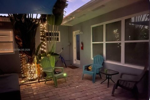 Villa ou maison à louer à Fort Lauderdale, Floride: 2 chambres, 78.97 m2 № 2045498 - photo 15