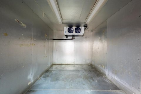 Commercial property in Orlando, Florida 292.64 sq.m. № 2108467 - photo 21