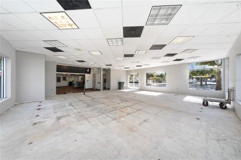 Commercial property in Orlando, Florida 292.64 sq.m. № 2108467 - photo 10