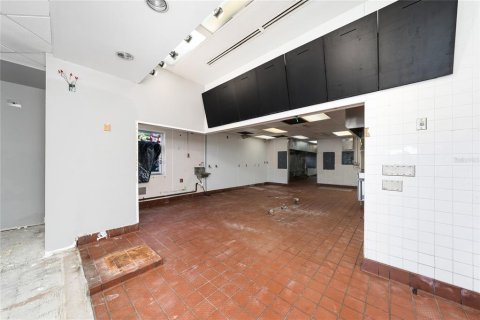 Commercial property in Orlando, Florida 292.64 sq.m. № 2108467 - photo 12