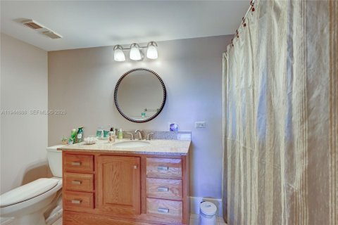 Copropriété à vendre à Boca Raton, Floride: 2 chambres, 107.77 m2 № 2001422 - photo 21