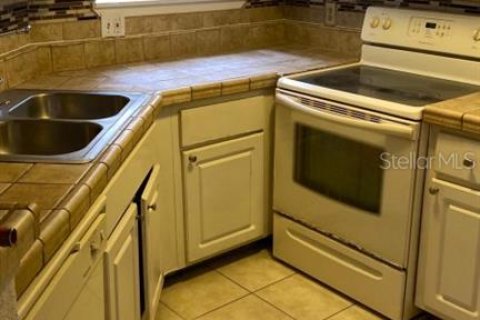 Condo in Orlando, Florida, 3 bedrooms  № 1749379 - photo 4