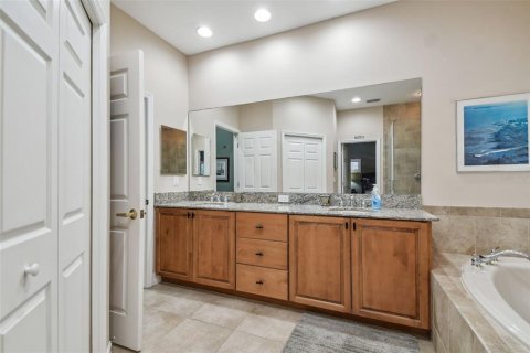 Touwnhouse à vendre à Palm Harbor, Floride: 4 chambres, 215.35 m2 № 1583624 - photo 19