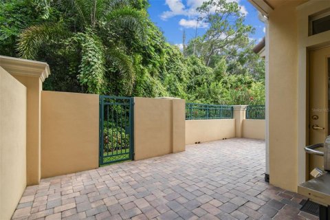 Touwnhouse à vendre à Palm Harbor, Floride: 4 chambres, 215.35 m2 № 1583624 - photo 30