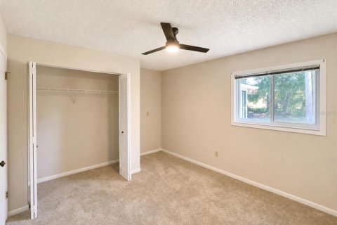 House in Palm Coast, Florida 3 bedrooms, 155.43 sq.m. № 2199844 - photo 14