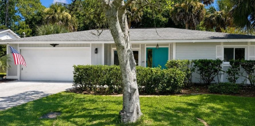 House in Palm Coast, Florida 3 bedrooms, 155.43 sq.m. № 2199844