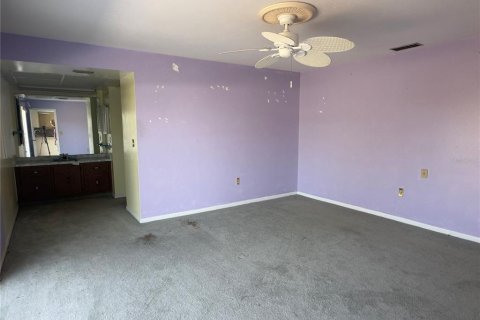 Villa ou maison à vendre à Rotonda, Floride: 3 chambres, 157.38 m2 № 1518307 - photo 8
