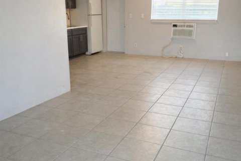 Apartamento en alquiler en Deerfield Beach, Florida, 3 habitaciones, 65.03 m2 № 2088254 - foto 6