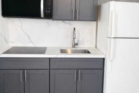 Apartamento en alquiler en Deerfield Beach, Florida, 3 habitaciones, 65.03 m2 № 2088254 - foto 8