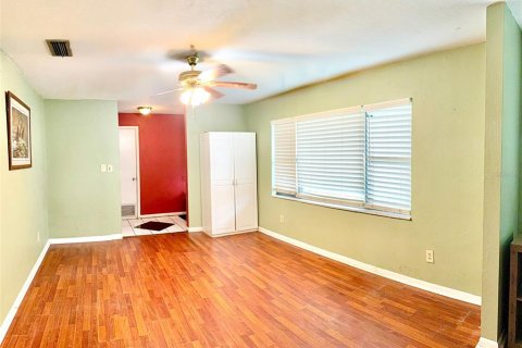 Villa ou maison à vendre à Gainesville, Floride: 4 chambres, 216.83 m2 № 1899376 - photo 4