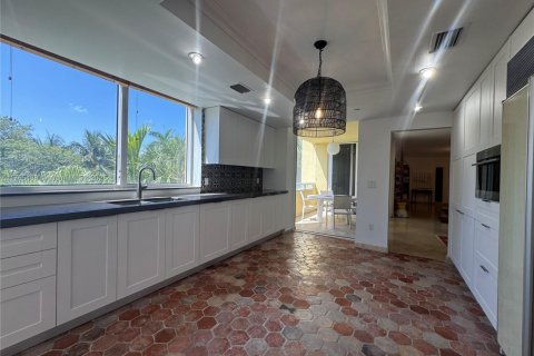 Condominio en alquiler en Key Biscayne, Florida, 3 dormitorios, 274.06 m2 № 1728319 - foto 7
