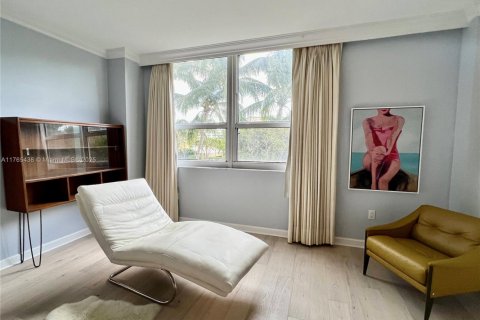 Condominio en alquiler en Key Biscayne, Florida, 3 dormitorios, 274.06 m2 № 1728319 - foto 10