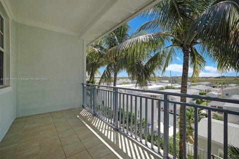 Touwnhouse à vendre à Juno Beach, Floride: 3 chambres, 185.34 m2 № 1896059 - photo 19