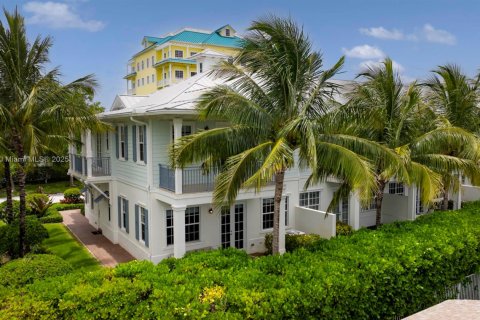 Touwnhouse à vendre à Juno Beach, Floride: 3 chambres, 185.34 m2 № 1896059 - photo 1