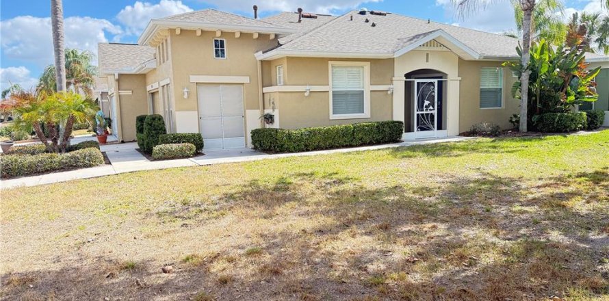 Condo à Sun City Center, Floride, 2 chambres  № 2413813