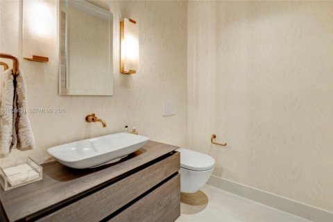 Снять в аренду кондоминиум в Корал-Гейблс, Флорида 3 спальни, 233.18м2, № 2004858 - фото 11