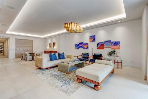 Снять в аренду кондоминиум в Корал-Гейблс, Флорида 3 спальни, 233.18м2, № 2004858 - фото 5