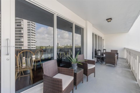 Condominio en venta en Fort Lauderdale, Florida, 3 dormitorios, 200.76 m2 № 1924137 - foto 27