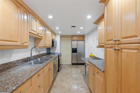 Condominio en venta en Fort Lauderdale, Florida, 3 dormitorios, 200.76 m2 № 1924137 - foto 9