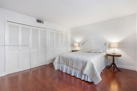 Condominio en venta en Fort Lauderdale, Florida, 3 dormitorios, 200.76 m2 № 1924137 - foto 20