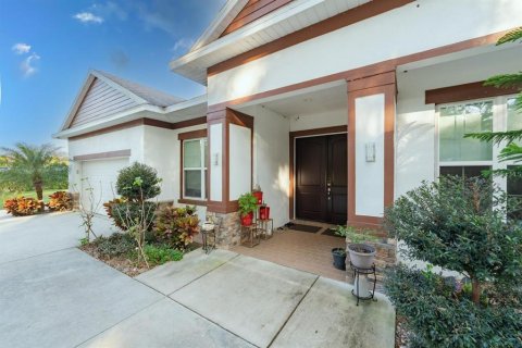 Villa ou maison à vendre à Thonotosassa, Floride: 5 chambres, 352.29 m2 № 2339292 - photo 5
