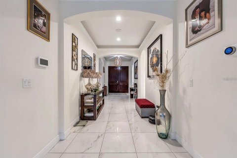 Villa ou maison à vendre à Thonotosassa, Floride: 5 chambres, 352.29 m2 № 2339292 - photo 7