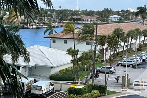 Condo in Fort Lauderdale, Florida, 1 bedroom  № 2180186 - photo 13