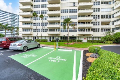 Condo in Fort Lauderdale, Florida, 1 bedroom  № 2180186 - photo 19