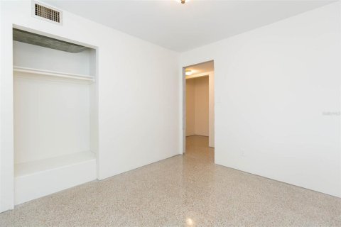 House in Tampa, Florida 3 bedrooms, 142.7 sq.m. № 1511465 - photo 28