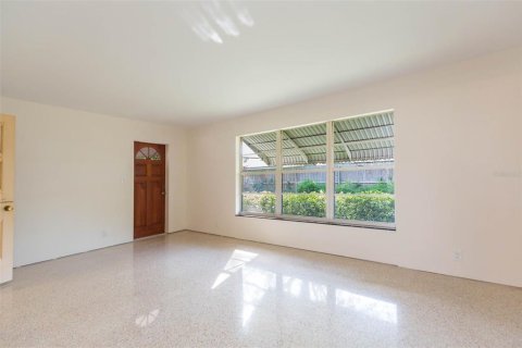 House in Tampa, Florida 3 bedrooms, 142.7 sq.m. № 1511465 - photo 13