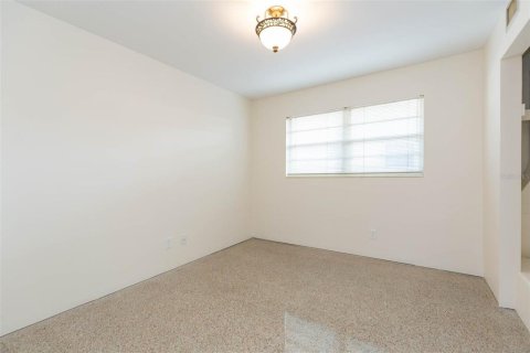 House in Tampa, Florida 3 bedrooms, 142.7 sq.m. № 1511465 - photo 27