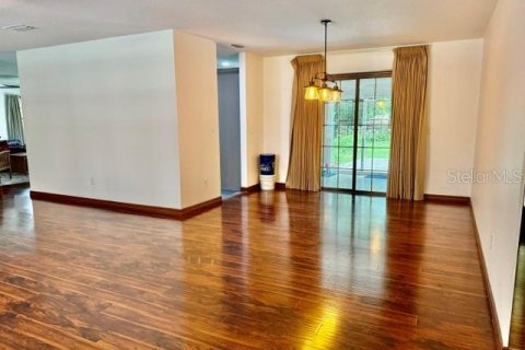 Villa ou maison à louer à DeLand, Floride: 3 chambres, 230.58 m2 № 2096020 - photo 8