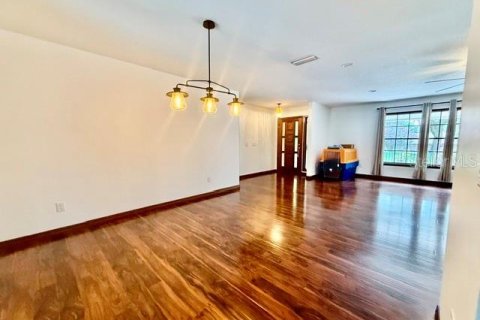 Villa ou maison à louer à DeLand, Floride: 3 chambres, 230.58 m2 № 2096020 - photo 6