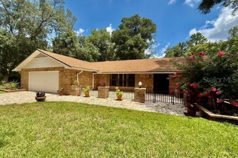 Villa ou maison à DeLand, Floride 3 chambres, 230.58 m2 № 2096020