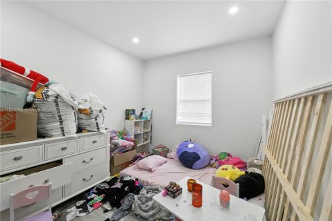 Commercial property in Dania Beach, Florida 236.71 sq.m. № 1939594 - photo 23