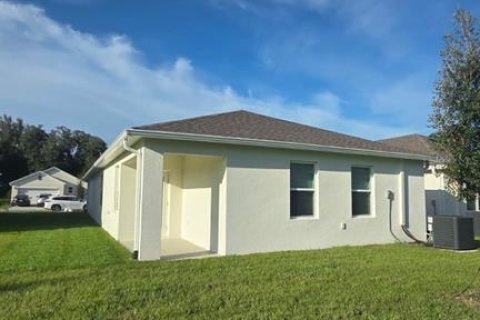 Villa ou maison à louer à Lakeland, Floride: 4 chambres, 154.68 m2 № 2421865 - photo 18