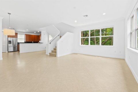 Adosado en venta en Fort Lauderdale, Florida, 2 dormitorios, 151.52 m2 № 2241674 - foto 9