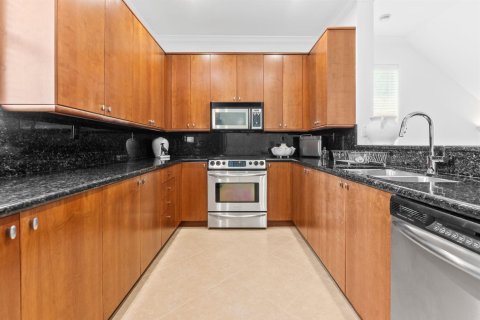 Adosado en venta en Fort Lauderdale, Florida, 2 dormitorios, 151.52 m2 № 2241674 - foto 14